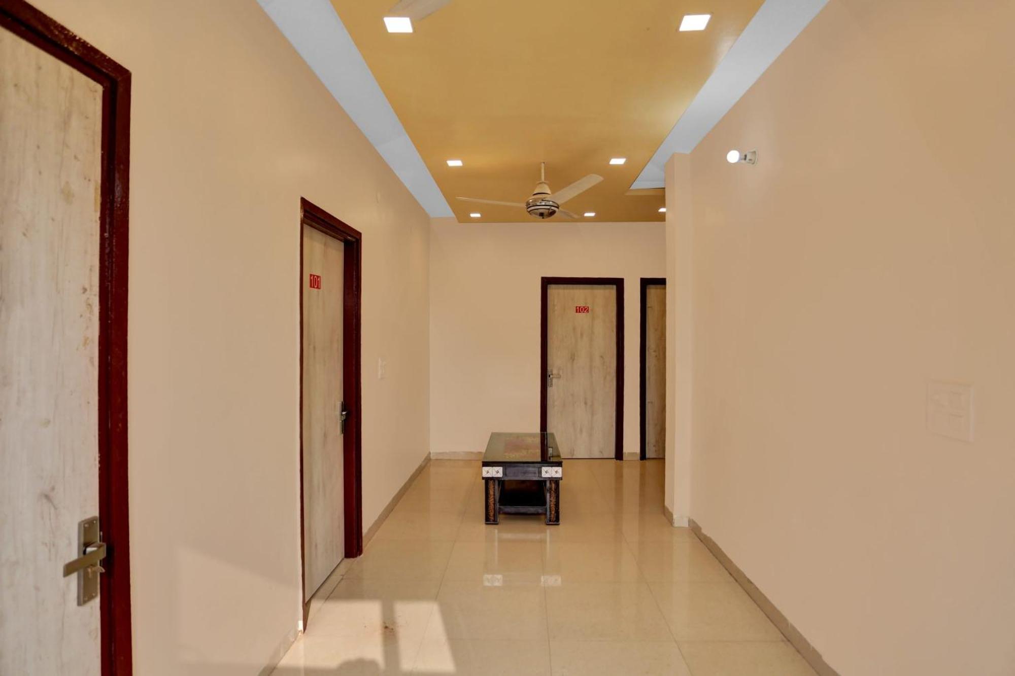 OYO 85795 Hotel Expo View Greater Noida Exterior foto